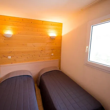 Terres De France - Les Silenes Apartment Allevard