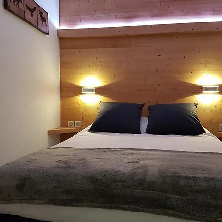 Terres De France - Les Silenes Apartment *