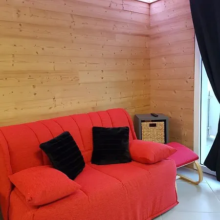 Terres De France - Les Silenes Apartment